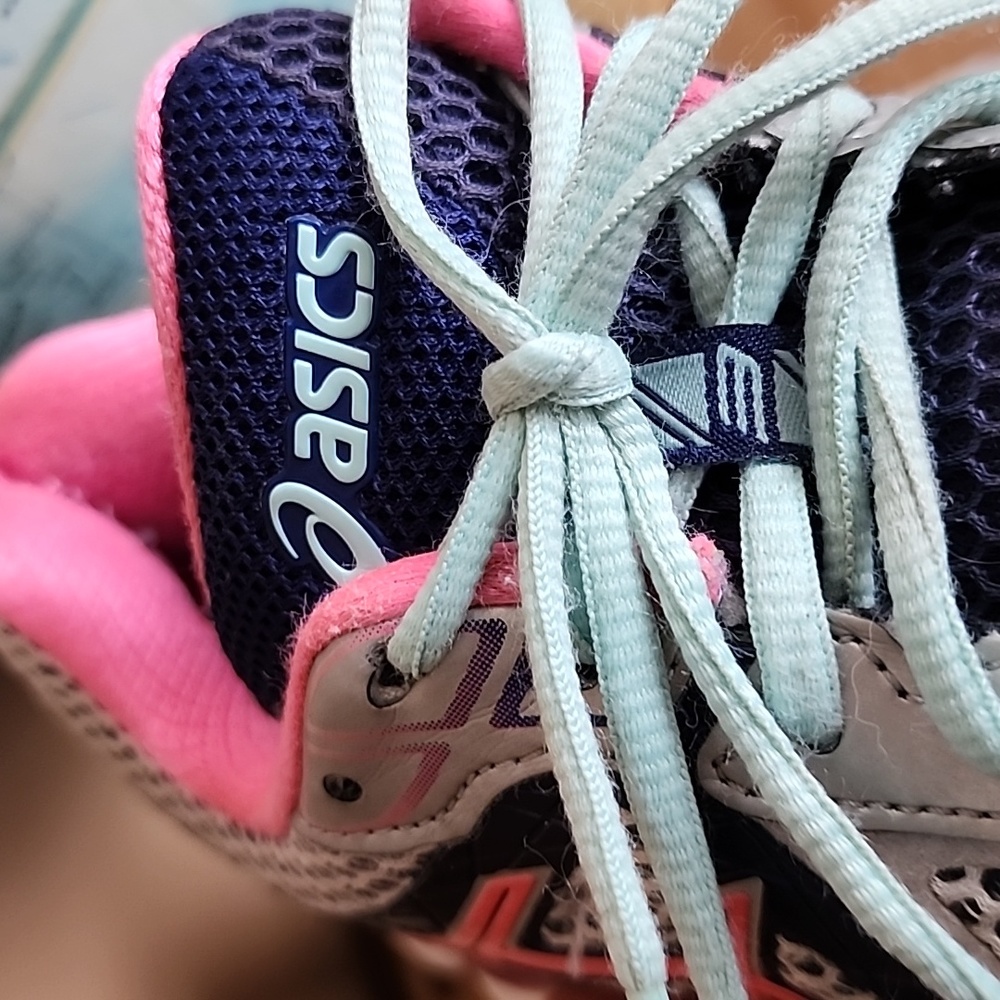 ASICS T550 runners size 8.5 - Picture 11 of 12